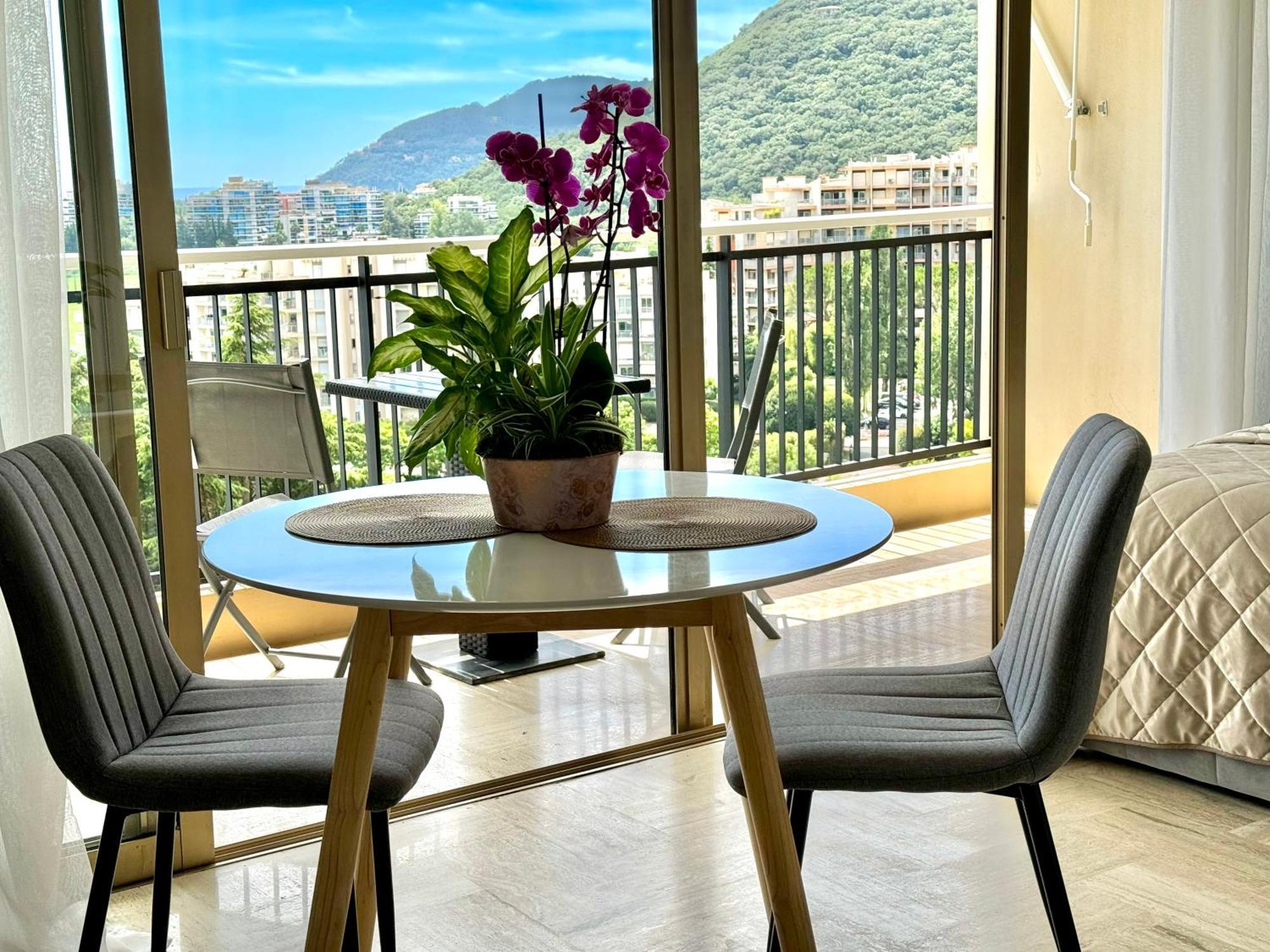 My Resid Appart Cannes Marina Vue Mer Mandelieu Eksteriør billede