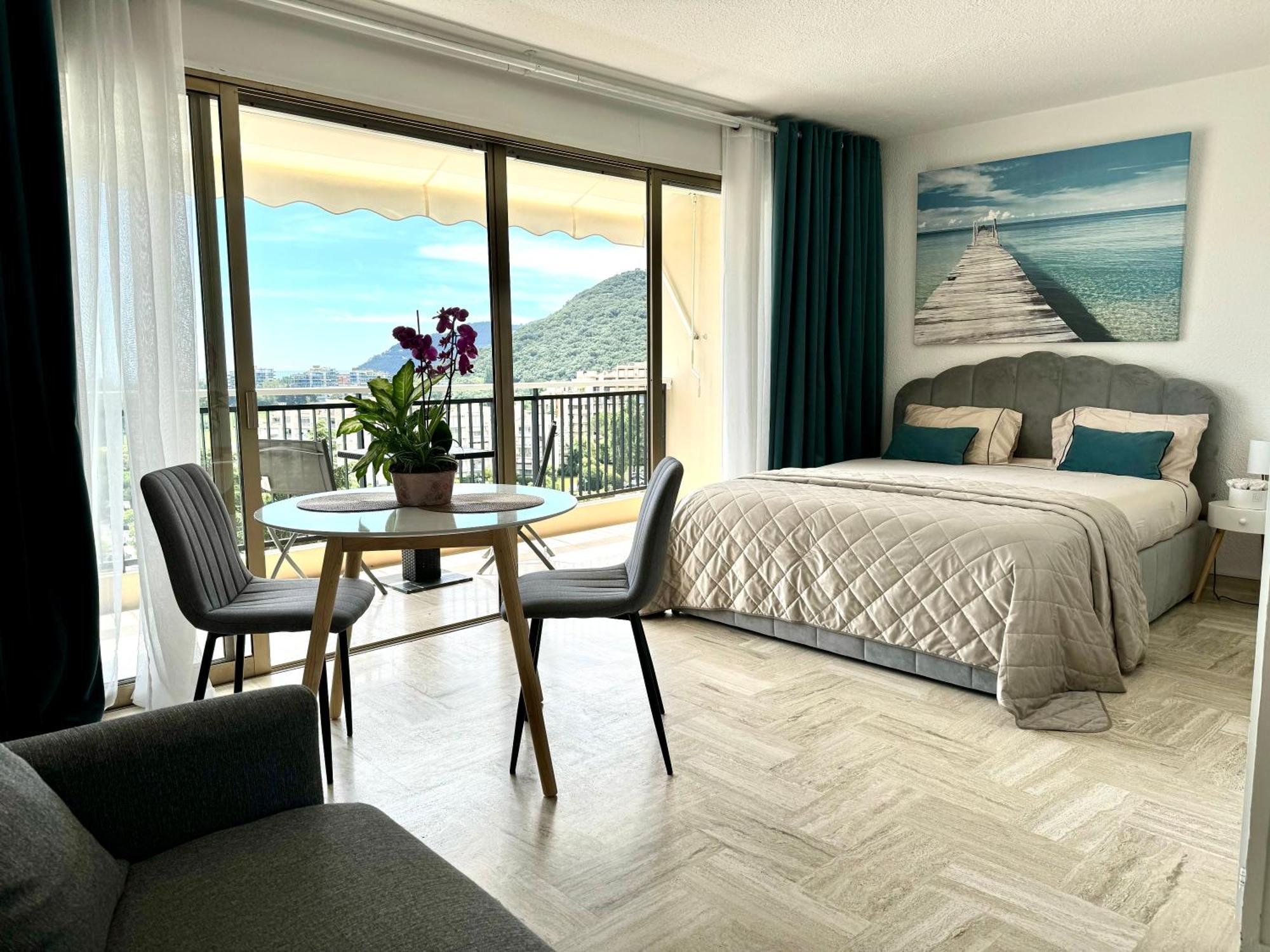 My Resid Appart Cannes Marina Vue Mer Mandelieu Eksteriør billede